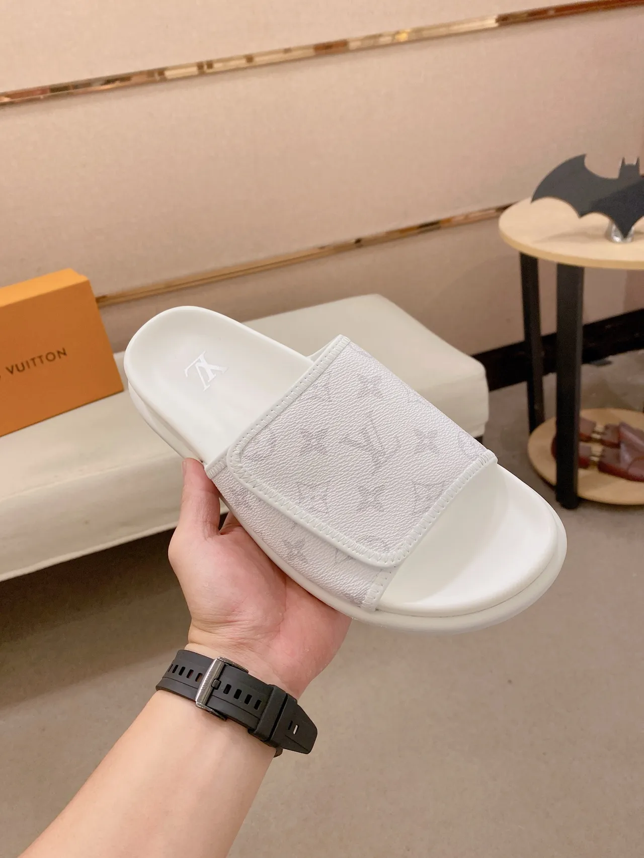 Louis Vuitton Run Away Slides White Monogram Slipper 4