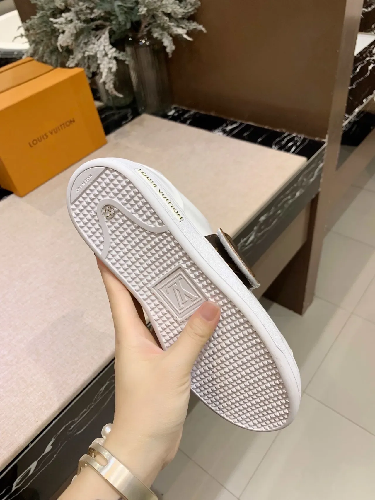 Louis Vuitton Run Away White Monogram Strap Lifestyle Sneakers 4