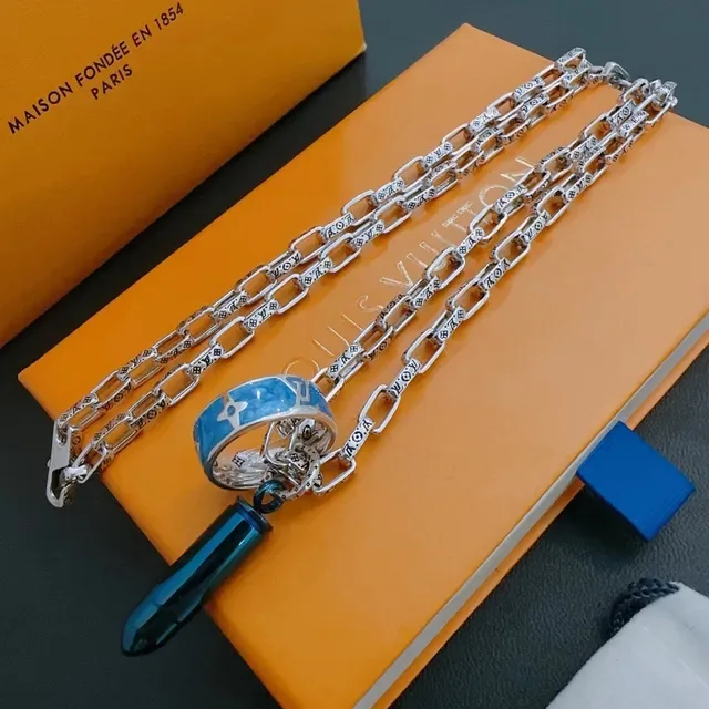 Louis Vuitton Silver Blue Monogram-Link Chain Enamel Ring Pendant Necklace 8