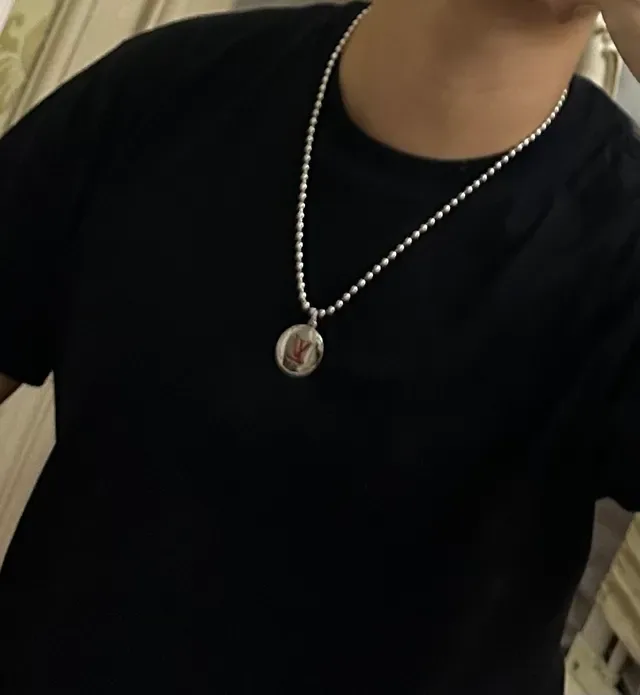 Louis Vuitton Silver Red Ball Chain Circular Disc Pendant Necklace 7