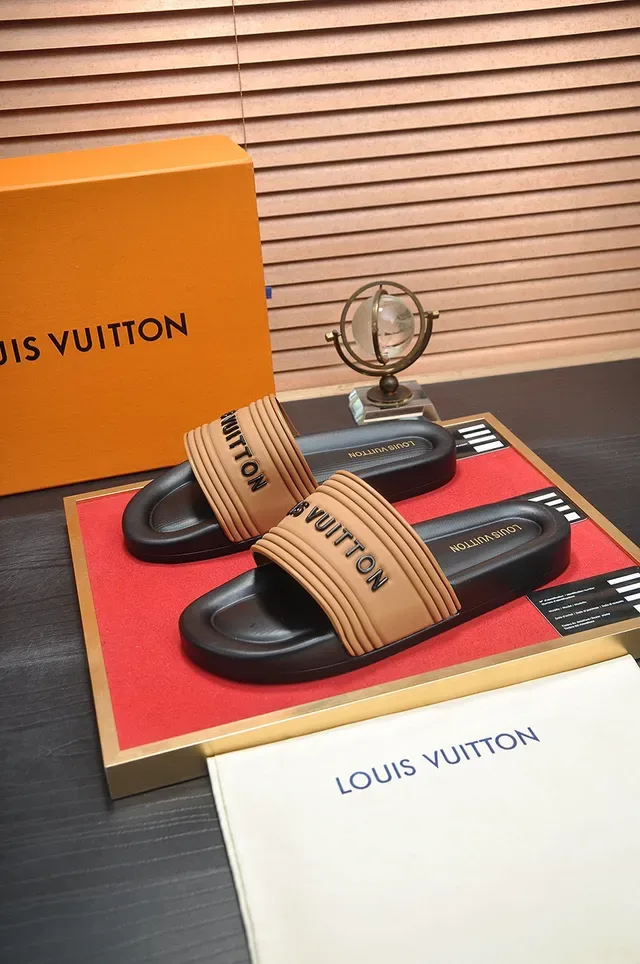 Louis Vuitton Slide Slipper Black and Tan Ribbed Strap Slippers 6