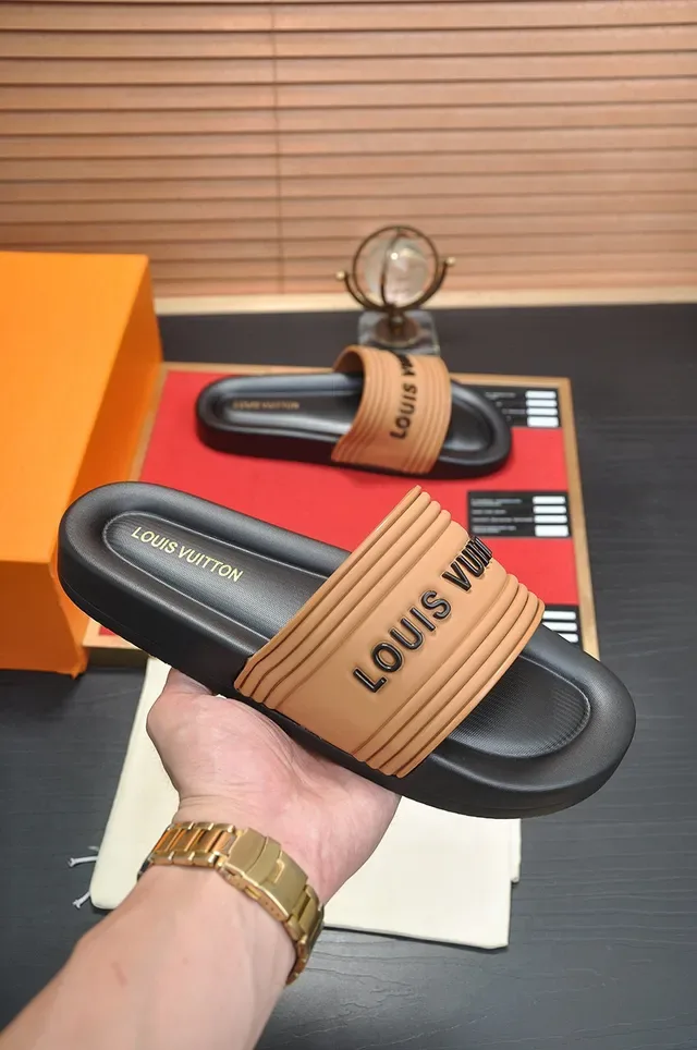 Louis Vuitton Slide Slipper Black and Tan Ribbed Strap Slippers 7