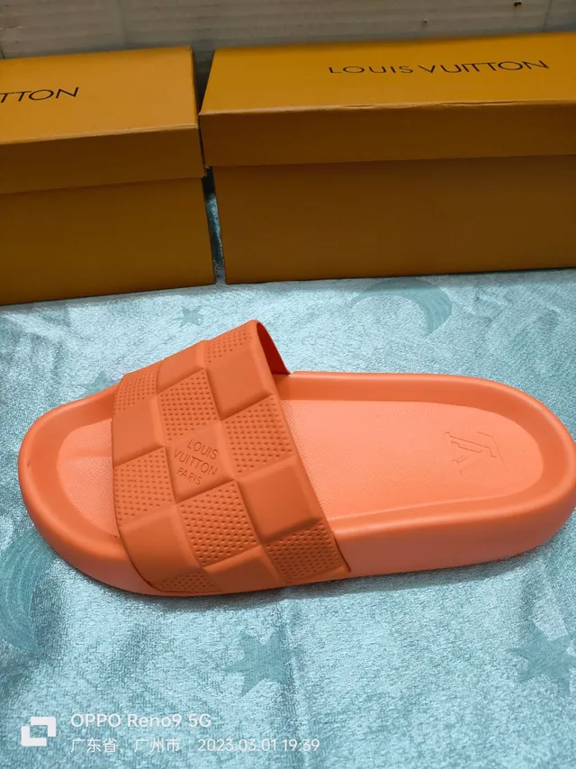 Louis Vuitton Slipper Orange Molded Rubber Quilted Checkerboard Strap Slippers 5