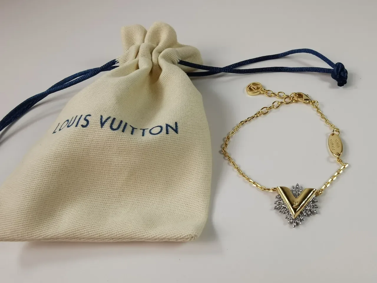Louis Vuitton V Collection Gold Silver Chain Pendant Bracelet 5
