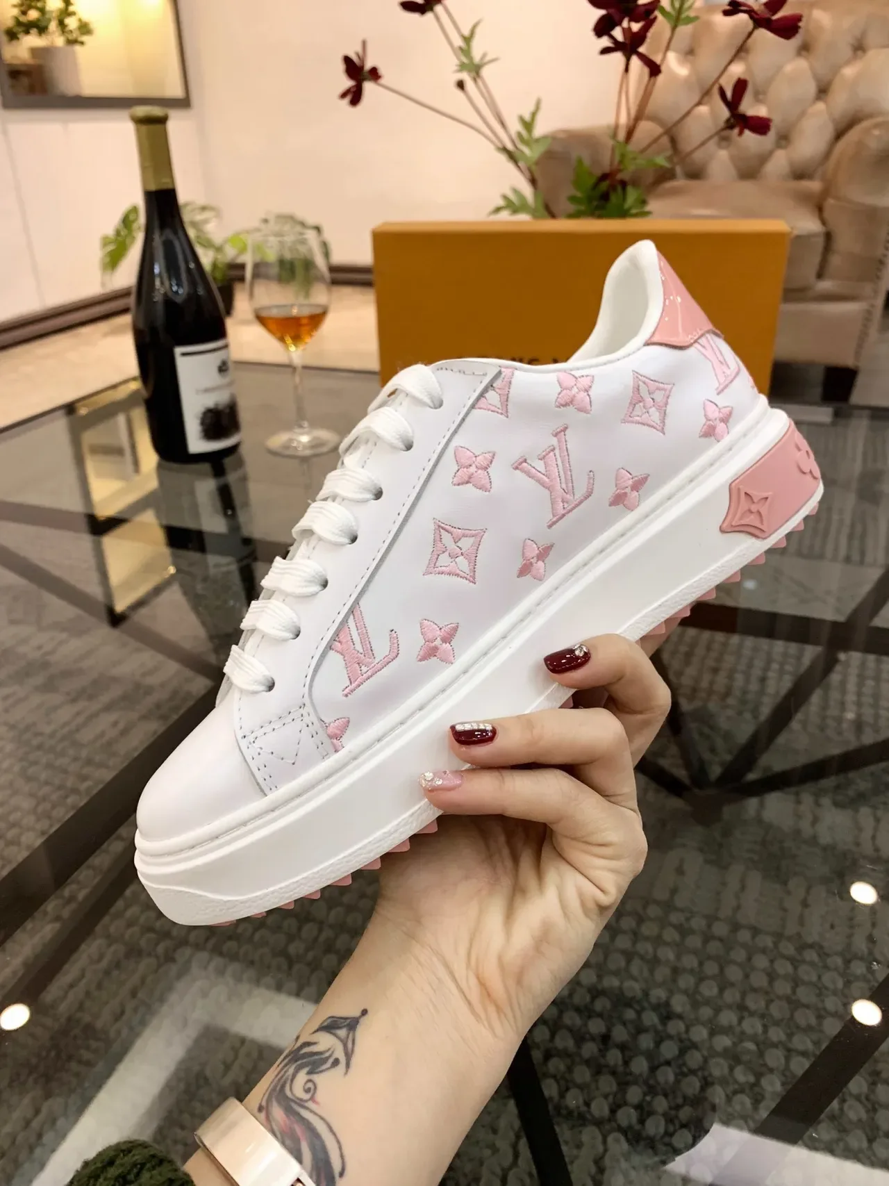 Louis Vuitton White and Pink Monogram Lifestyle Sneakers 5