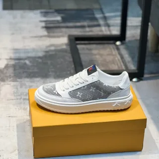 Louis Vuitton White Black Leather And Mesh Upper Embossed Monogram Side Panels Lifestyle Sneakers