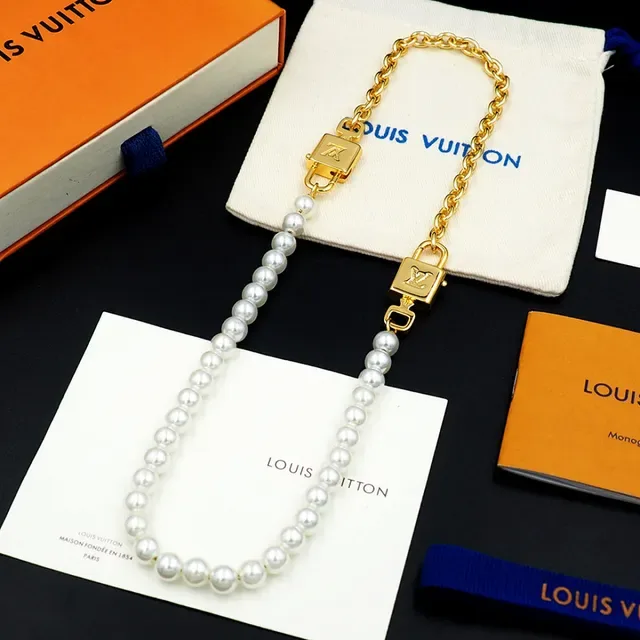 Louis Vuitton White Gold Pearl Strand Lock Clasp Necklace 2