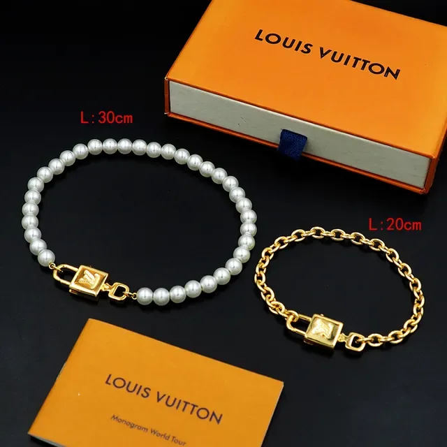 Louis Vuitton White Gold Pearl Strand Lock Clasp Necklace 5