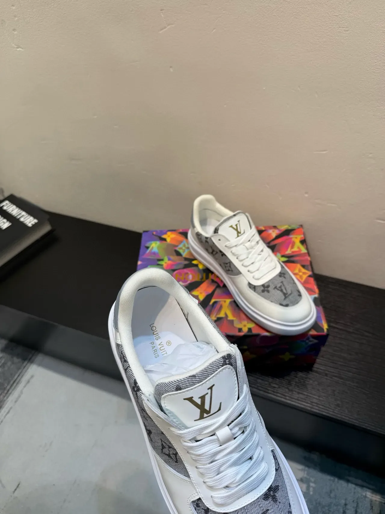 Louis Vuitton White Gray Low-Top Monogram Canvas Lifestyle Sneakers 7