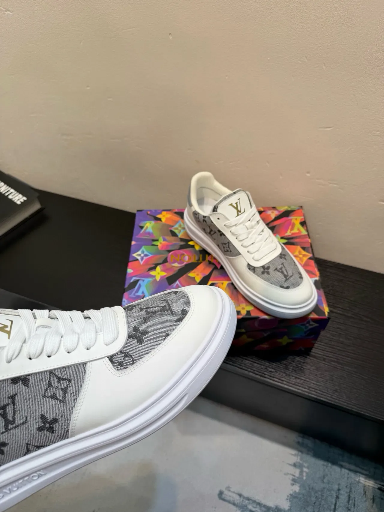 Louis Vuitton White Gray Low-Top Monogram Canvas Lifestyle Sneakers 8