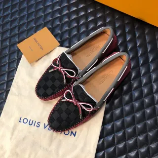 Louis Vuitton Mocassins Tecidos a Xadrez com Laço