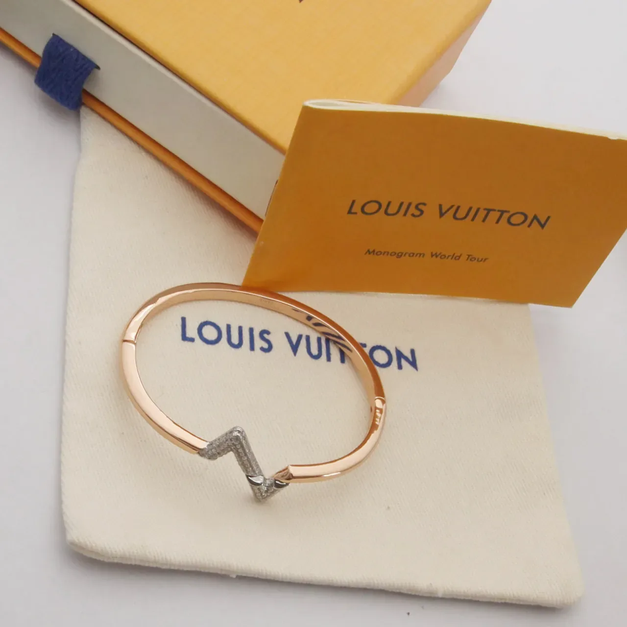 Louis Vuitton Zigzag Motif Pavé-Set Three-Tone Metal Bracelets 3