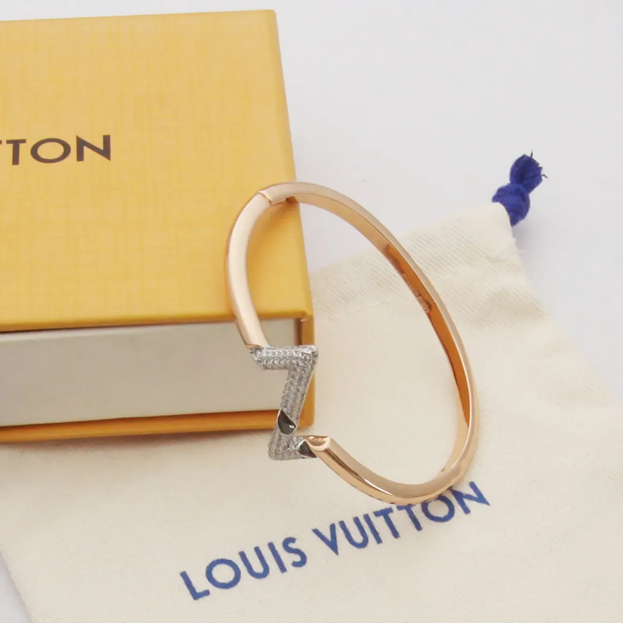 Louis Vuitton Zigzag Motif Pavé-Set Three-Tone Metal Bracelets 4