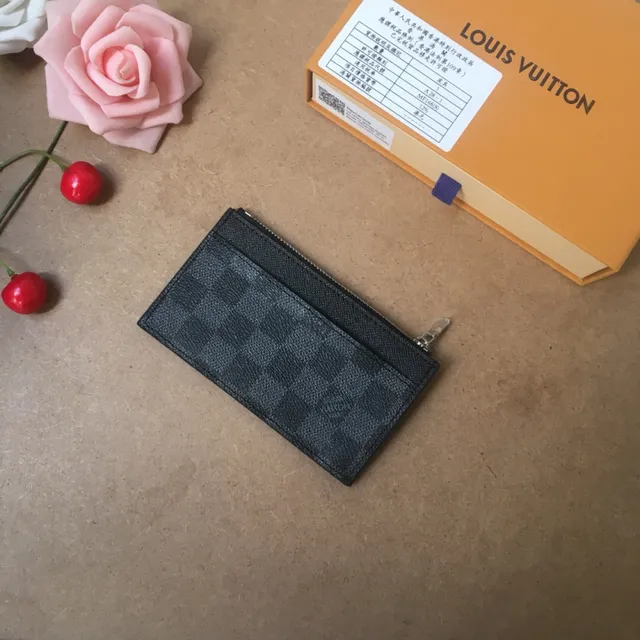 Louis Vuitton Zip Black Zippered Closure Textured Leather Card Holder 14
