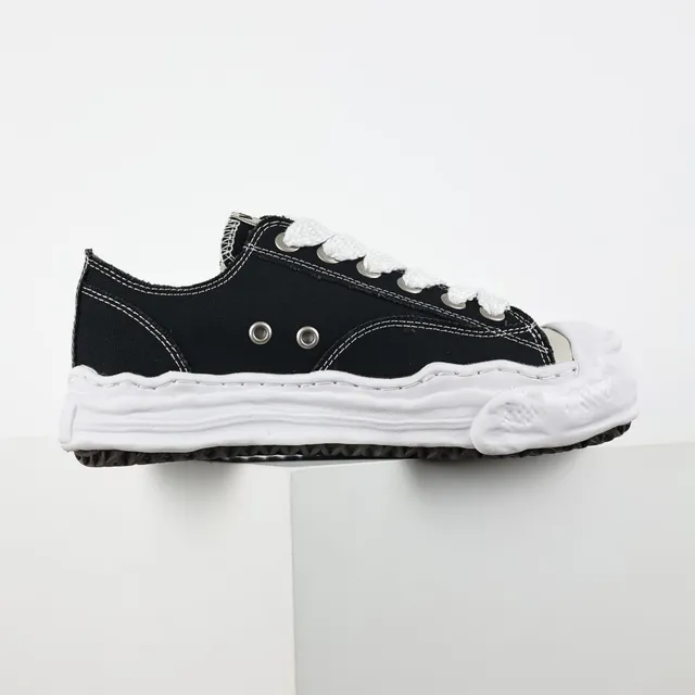Maison Margiela MM6 Black White Deconstructed Sculpted Toe Cap Lifestyle Sneakers 7