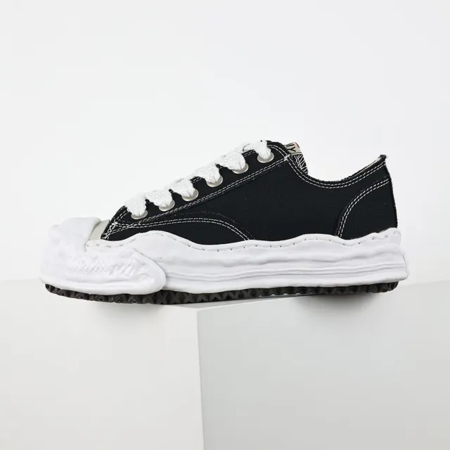 Maison Margiela MM6 Black White Deconstructed Sculpted Toe Cap Lifestyle Sneakers 9