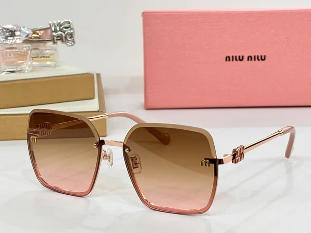 Miu Miu Black Silver Square Frame Rimless-Style Front Sunglasses 7