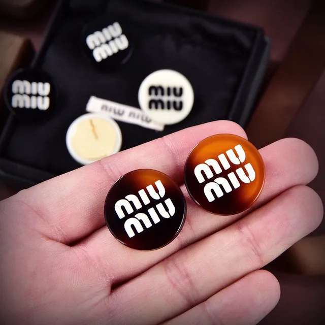 Miu Miu Logo-Embossed Tortoiseshell Stud Earrings 5