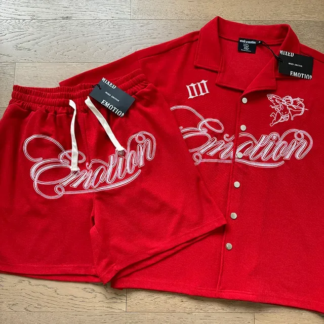 Mixed Emotion Script Logo III Camisa de Cuello y Shorts Negro Conjunto Casual 3