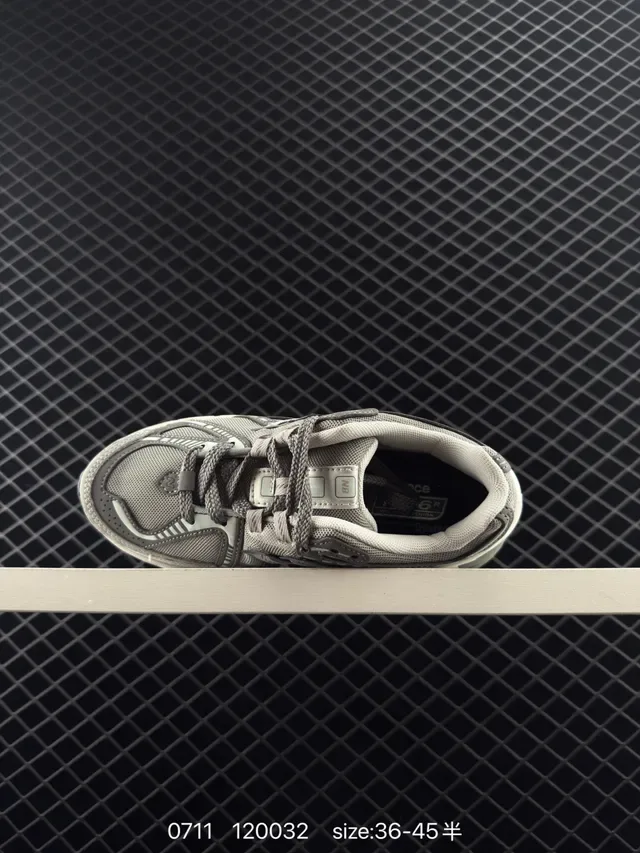 New Balance 1200 灰白 复古跑者 轮廓 分层网面和合成鞋面 生活方式运动鞋 4