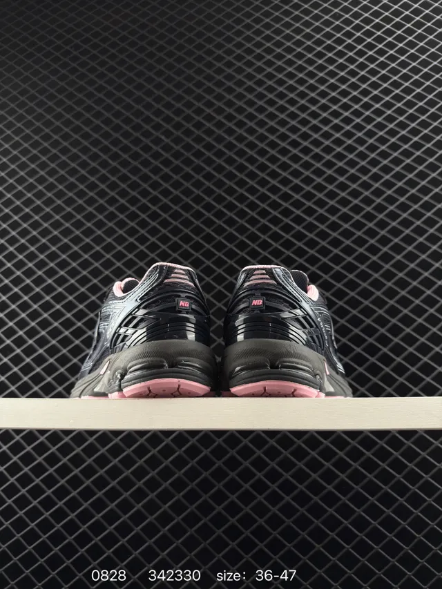 New Balance 1906R Preto Rosa Tênis retro de corrida 3