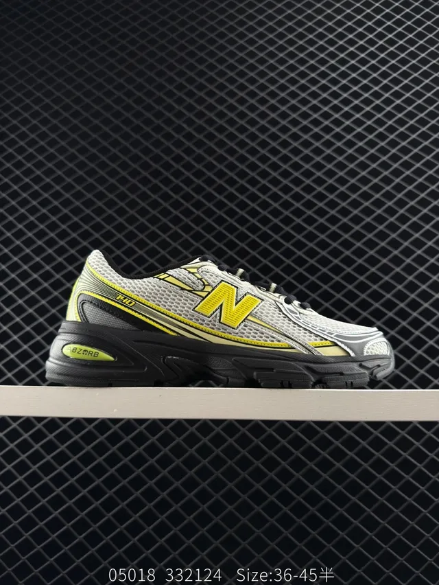 New Balance 820RB Gris Noir Jaune Sneakers Chunky 7