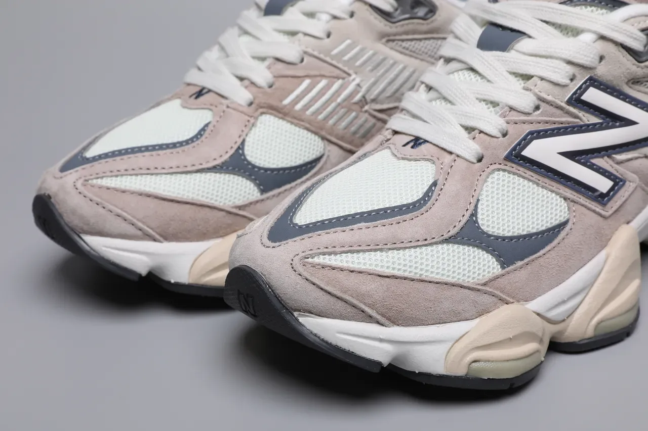 New Balance 9060 Beige Navy Chaussures Lifestyle 4