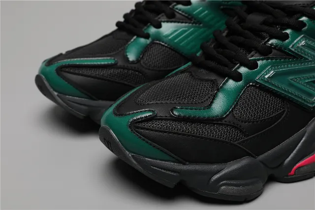 New Balance 9060 Sneakers Chunky noires et vertes 4