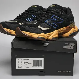 New Balance 9060 Noir et Jaune Moutarde Sneakers Chunky