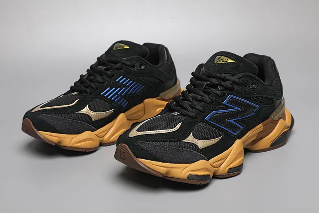 New Balance 9060 Noir et Jaune Moutarde Sneakers Chunky 5