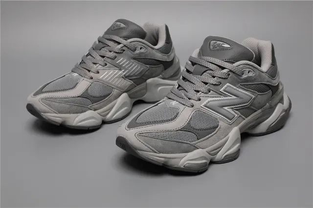 New Balance 9060 Gris Mesh-Suede Sneakers lifestyle 5