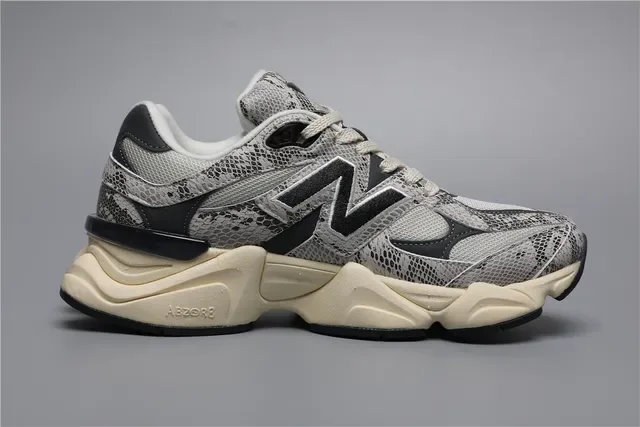 New Balance 9060 Sneakers Lifestyle imprimé en peau de serpent 8