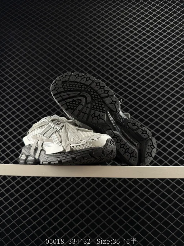 New Balance 906A Cinza claro e preto Tênis Chunky 3