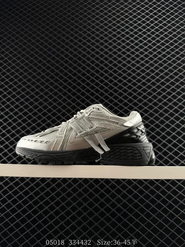 New Balance 906A Cinza claro e preto Tênis Chunky 7