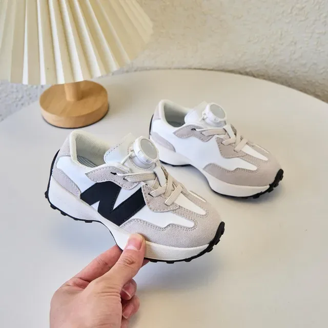 New Balance Beige Noir Retro Runner Layered Suède-Maille Lifestyle Sneakers 6