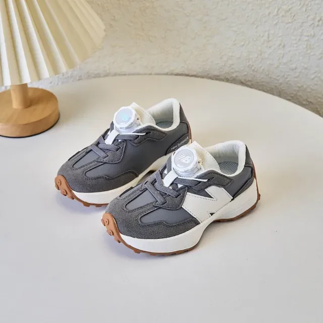 New Balance Beige Noir Retro Runner Layered Suède-Maille Lifestyle Sneakers 12