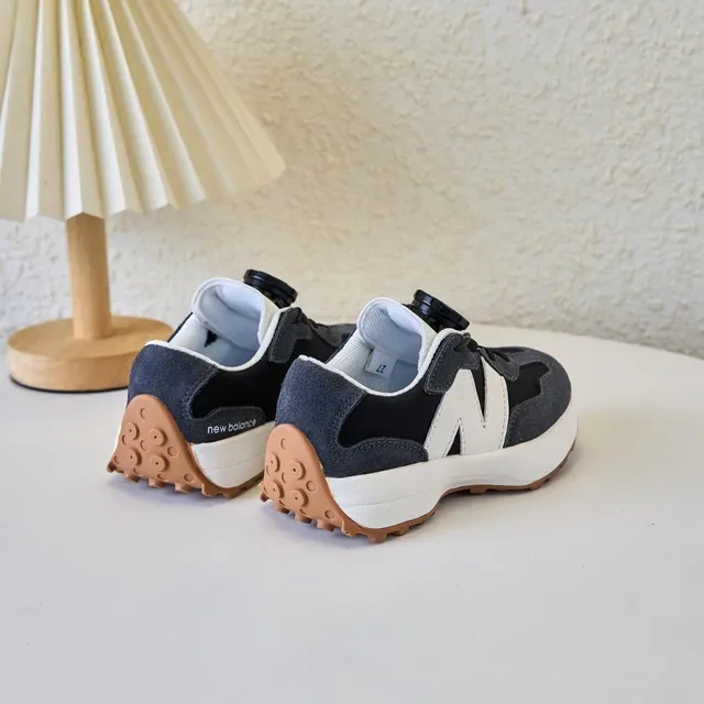 New Balance Beige Noir Retro Runner Layered Suède-Maille Lifestyle Sneakers 20