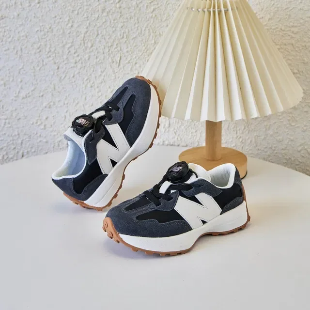 New Balance Beige Noir Retro Runner Layered Suède-Maille Lifestyle Sneakers 21