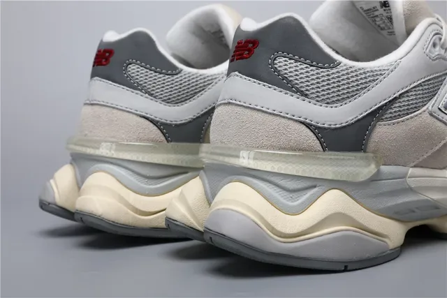 New Balance Chaussures Lifestyle Beige Gris Semelle Intermédiaire Stratifiée Mesh Et Daim 2