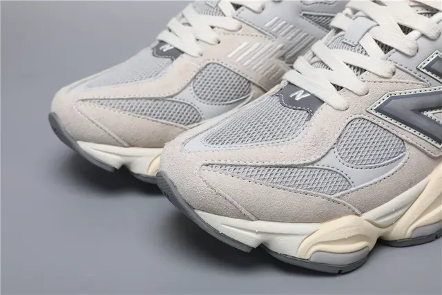 New Balance Chaussures Lifestyle Beige Gris Semelle Intermédiaire Stratifiée Mesh Et Daim 4