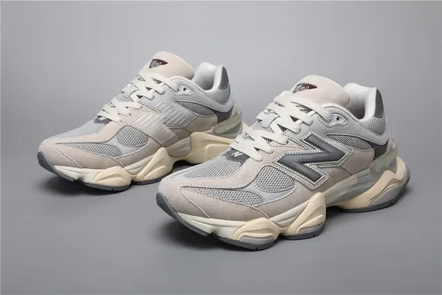New Balance Chaussures Lifestyle Beige Gris Semelle Intermédiaire Stratifiée Mesh Et Daim 5