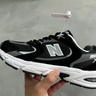 New Balance Black White Retro Running Silhouette Mesh And Synthetic Upper Lifestyle Sneakers