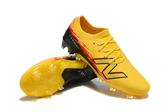 New Balance Furon Jaune Noir Bas Coup Upper Synthétique Clous Aggressifs Sol Ferme Chaussures de Football 7