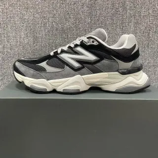 New Balance Gris Noir Semelle Multicouche Maille Et Cuir Suédé Panneaux Chaussures Chunky