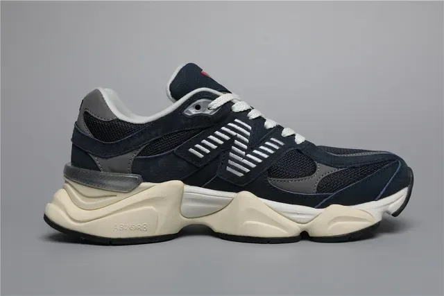 New Balance Navy Beige Chunky Midsole Maille Et Daim Tige Sneakers Lifestyle 8