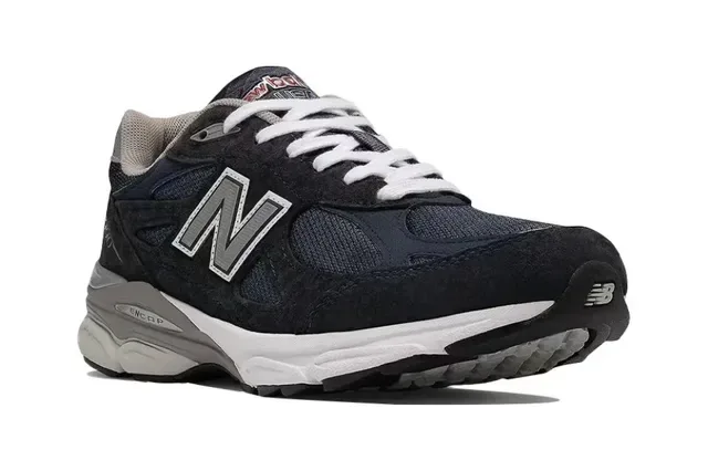 New Balance حذاء رياضي لايف ستايل أزرق بحري رمادي شبكي ومدبوغ أعلى وسادة رغوية متعددة الطبقات 3