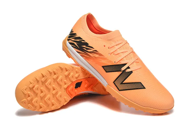 New Balance برتقالي أسود Knit Upper Outsole Turf أحذية كرة القدم 7