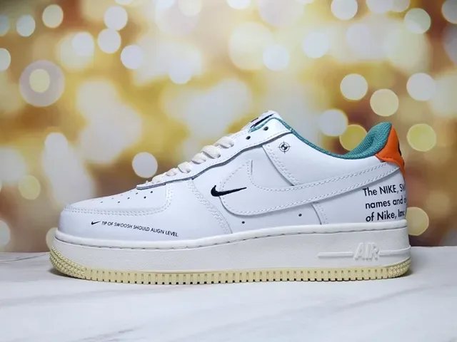 Nike Air Force 1 Branco e Royal Blue Sneakers Lifestyle 11