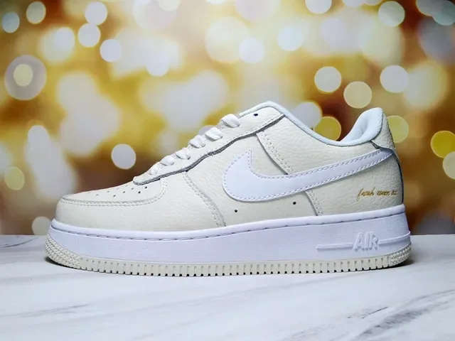 Nike Air Force 1 Branco e Royal Blue Sneakers Lifestyle 24