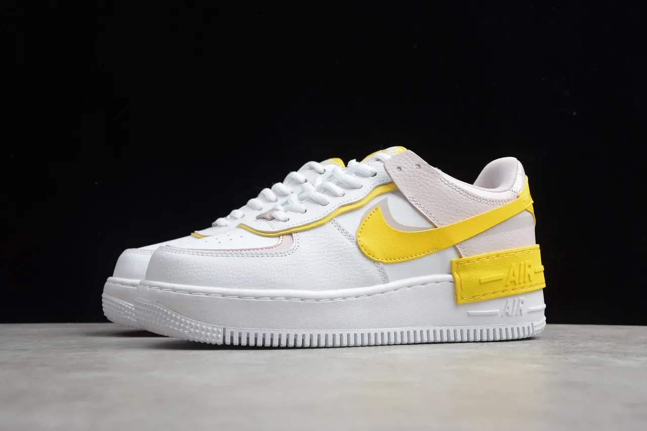 Nike Air Force 1 Blanc et Jaune Sneakers Lifestyle 6